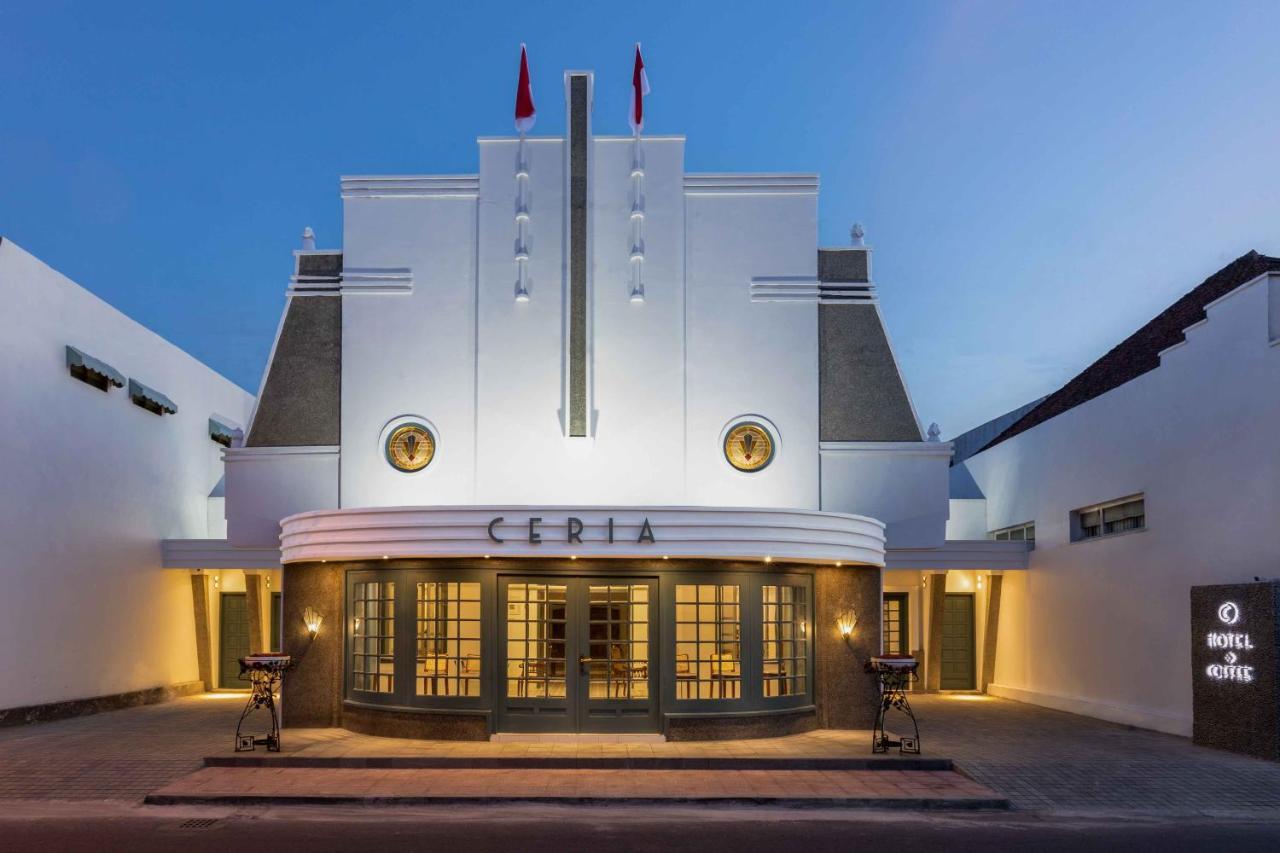 Ceria Hotel At Alun Alun ยอกยาการ์ตา ภายนอก รูปภาพ